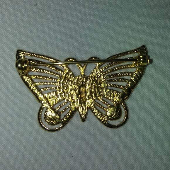 Rare 1 1/2"tall gold tone butterfly brooch - Picture 3 of 3